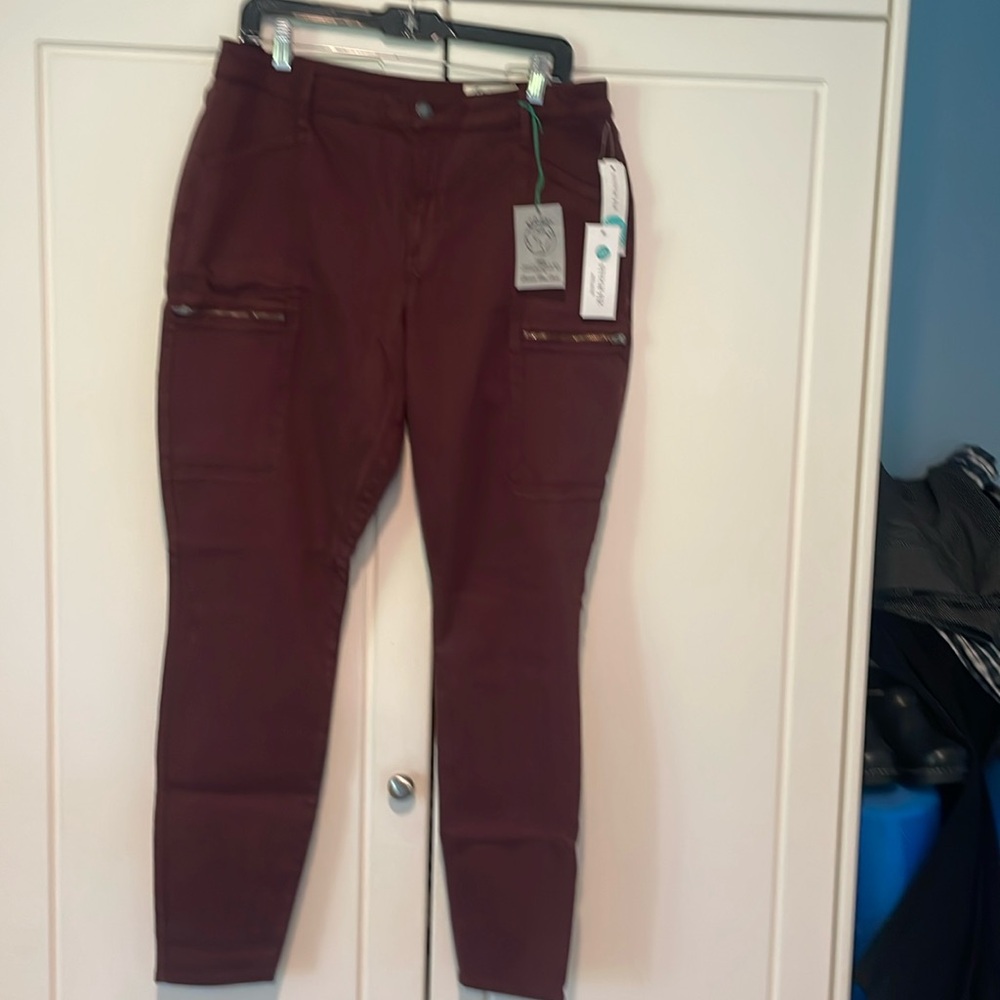 NWT Cosmic Blue Love jeans in maroon color size 33T